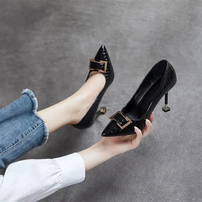 30-43 Patent Leather Snake Pat - đánh giá và giá Leatherwork Free Patterns