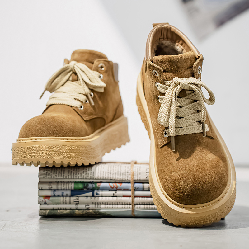 Men's high-quality suede horse - đánh giá và giá Leatherwork Boots